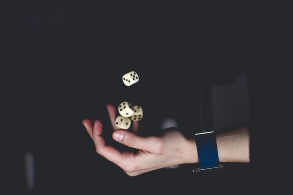 Dé 6 faces : l’indispensable pour vos jeux de rôle